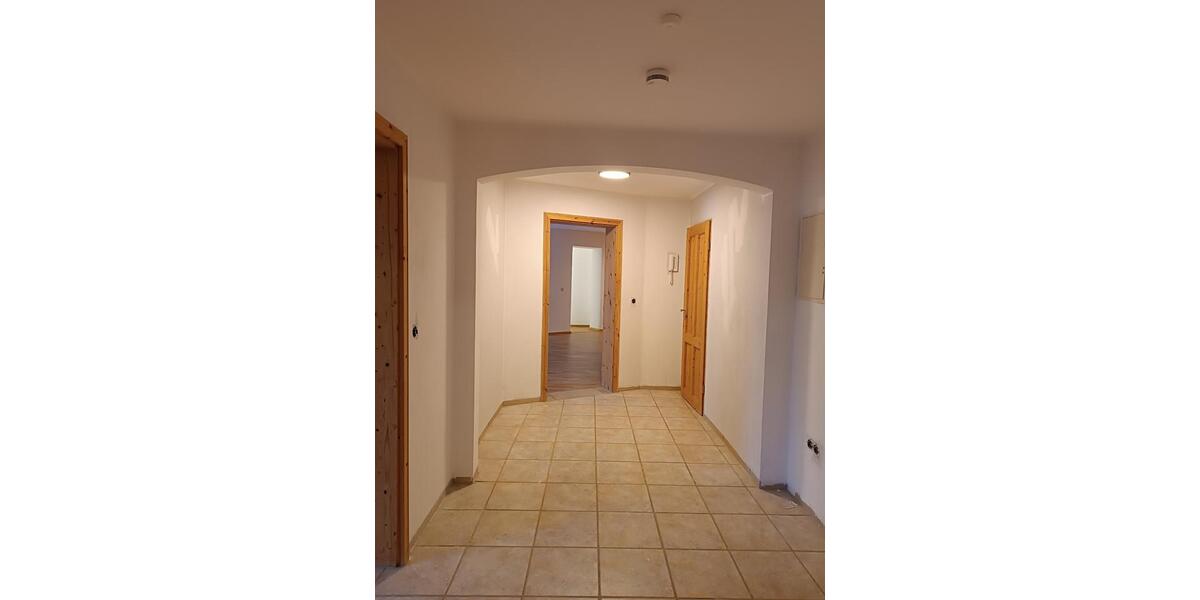 Etagenwohnung Wald - 2 Zimmer, 90 m&sup2;, 520&euro; | Angebot:24627953