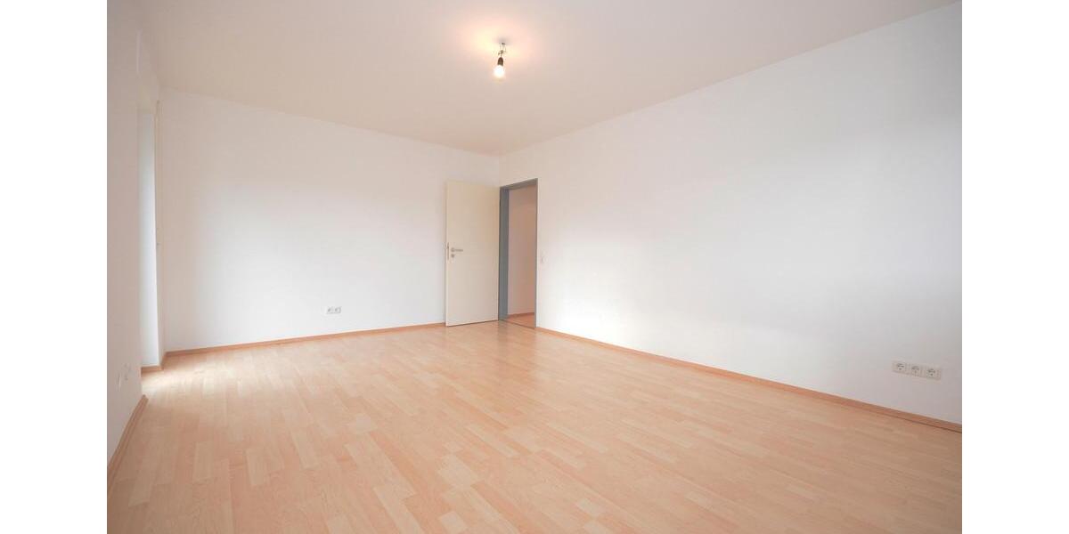 DIETZ: 2 Zimmerwohnung mit Einbauküche, modernem Wannenbad, KFZ-Stellplatz in Dieburg! 2 zimmer