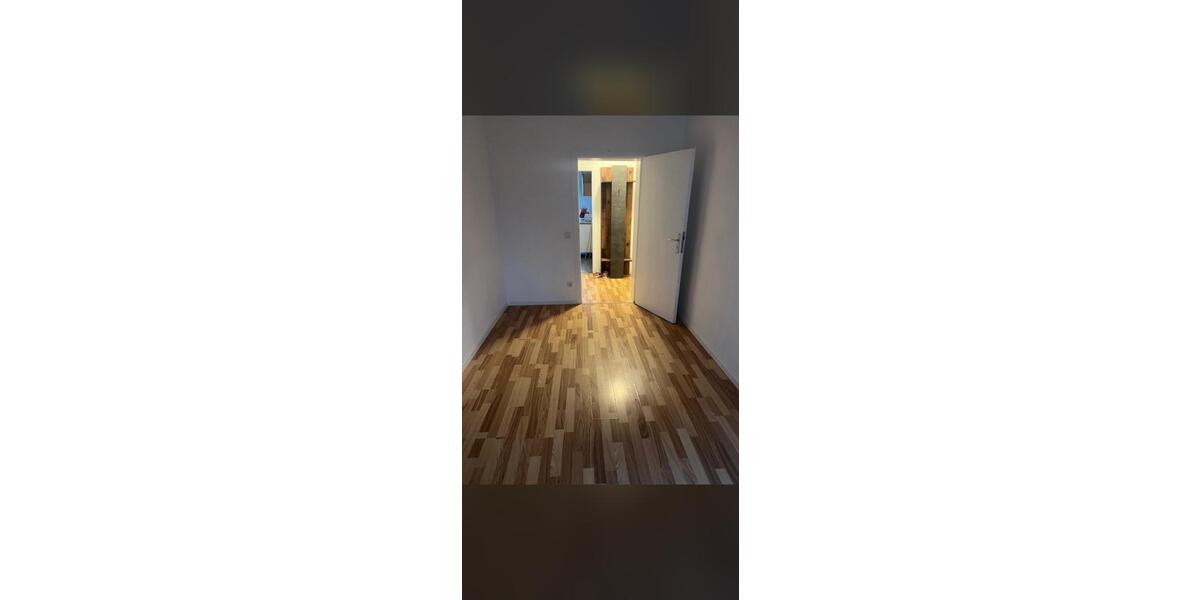 Wohnen auf Zeit Saarbrücken - 1 Zimmer, 14 m&sup2;, 405&euro; | Angebot:26255359