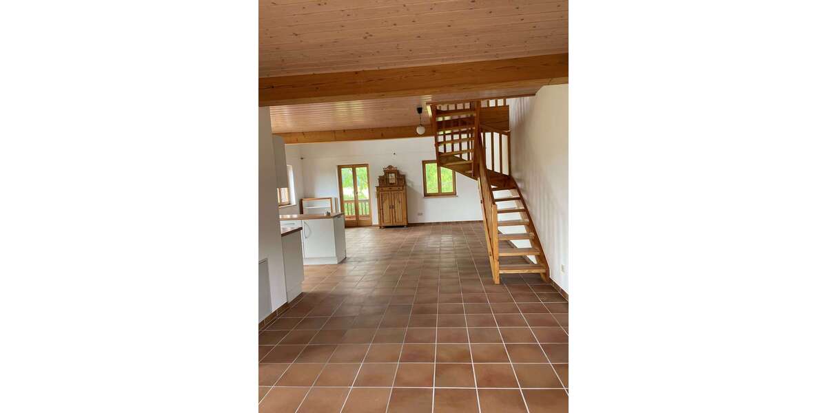 Etagenwohnung Mitterfels - 1 Zimmer, 95 m&sup2;, 618&euro; | Angebot:26163651