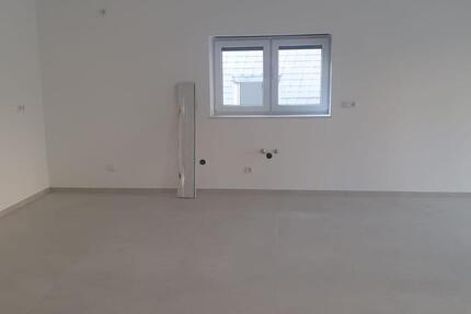 Wohnung Kreuztal - 3 Zimmer, 85 m&sup2;, 1.250&euro; | Angebot:26611433