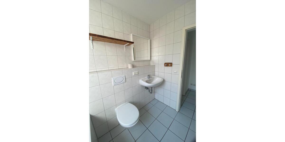 Etagenwohnung Bad Nauheim - 2 Zimmer, 61 m&sup2;, 650&euro; | Angebot:26268511