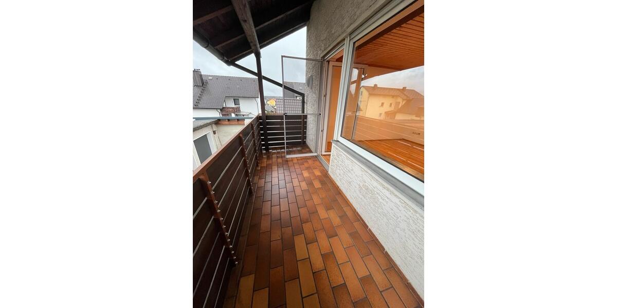 Etagenwohnung Pressath - 2 Zimmer, 74 m&sup2;, 123&euro; | Angebot:25903984