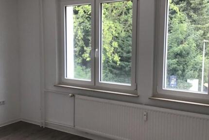 Lichtdurchflutete 3-Zimmer Wohnung mit Balkon 3 zimmer