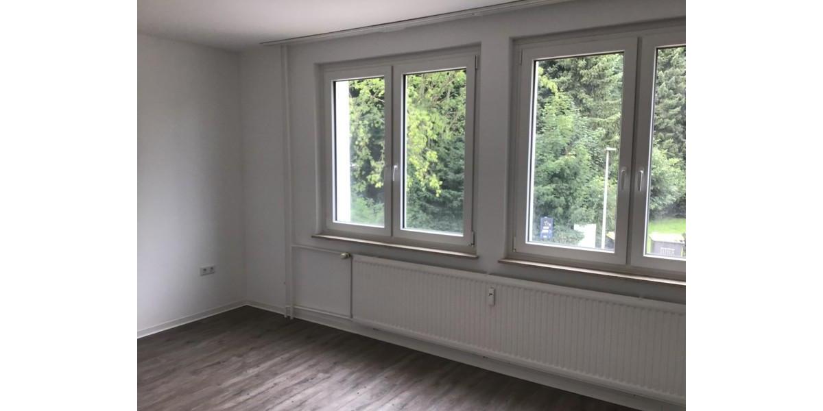 Lichtdurchflutete 3-Zimmer Wohnung mit Balkon 3 zimmer