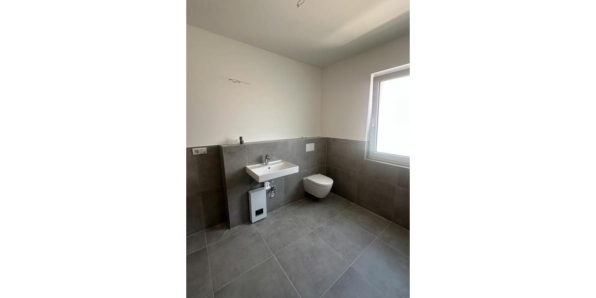 Erdgeschoßwohnung Wunstorf - 2.5 Zimmer, 520 m&sup2;, 1.406&euro; | Angebot:21335656