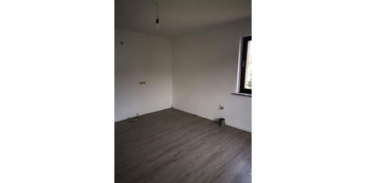 Etagenwohnung Beckingen - 2 Zimmer, 91 m&sup2;, 680&euro; | Angebot:26201799