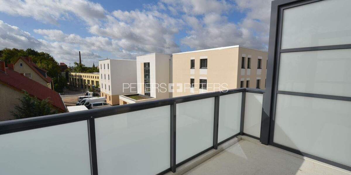 Etagenwohnung Schwerin Werdervorstadt - 2 Zimmer, 60 m&sup2;, 360&euro; | Angebot:25701305