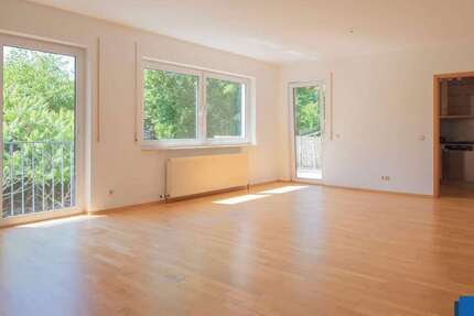 Wohnung Usingen - 4 Zimmer, 130 m&sup2;, 1.500&euro; | Angebot:27050081