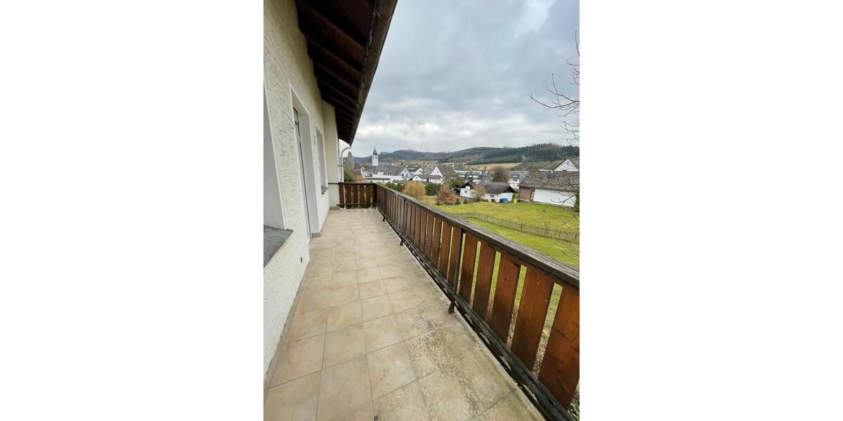 Etagenwohnung Finnentrop - 4 Zimmer, 100 m&sup2;, 920&euro; | Angebot:24561474