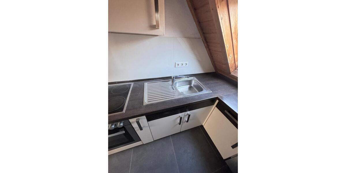 Dachgeschoßwohnung Darmstadt Darmstadt-West - 3 Zimmer, 80 m&sup2;, 790&euro; | Angebot:26122968