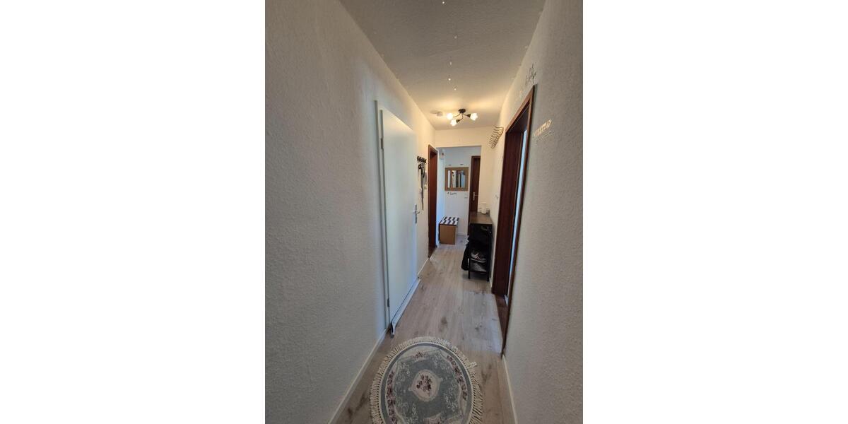 Dachgeschoßwohnung Neumünster - 3 Zimmer, 54 m&sup2;, 600&euro; | Angebot:26560695
