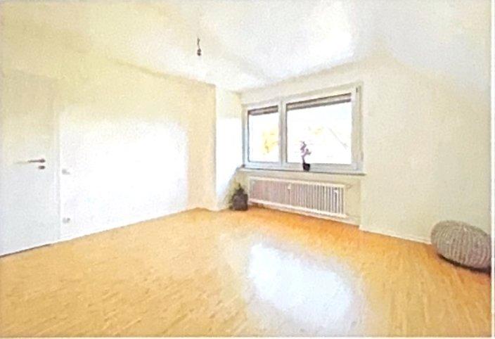Etagenwohnung Witten Annen - 3 Zimmer, 74 m&sup2;, 760&euro; | Angebot:26697843