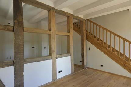 Stilvolle 2-Zimmer-Maisonette-Wohnung mit luxuriöser Innenausstattung und Balkon in Lucklum zimmer