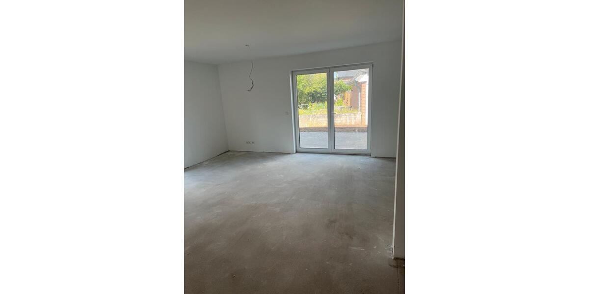 Doppelhaushälfte Neumünster - 3 Zimmer, 110 m&sup2;, 1.350&euro; | Angebot:23836371