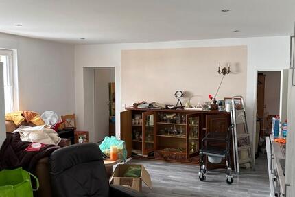 Wohnung Neunkirchen Heinitz - 2 Zimmer, 70 m&sup2;, 550&euro; | Angebot:26578397