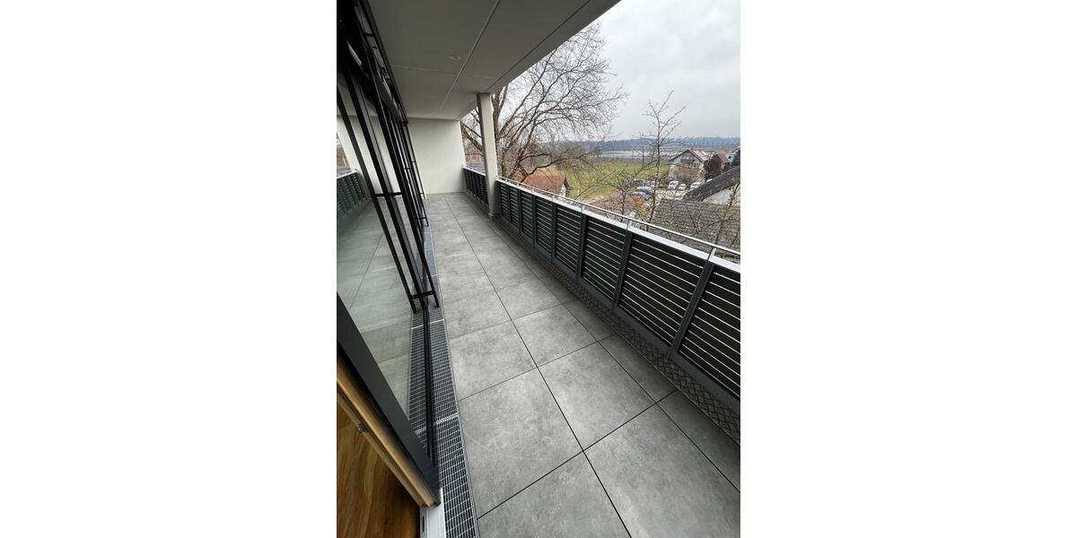 Etagenwohnung Meckenbeuren - 3 Zimmer, 85 m&sup2;, 1.210&euro; | Angebot:26532874