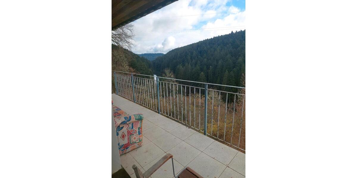 Etagenwohnung Calw - 3 Zimmer, 35&euro; | Angebot:23599444