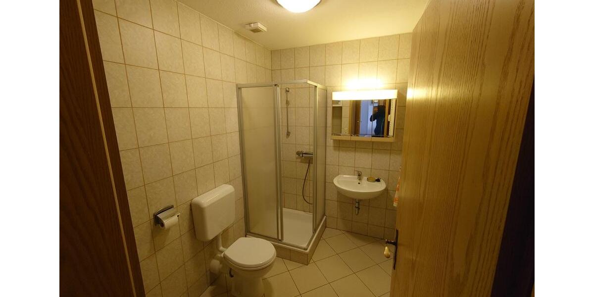 Erdgeschoßwohnung Hohenstein-Ernstthal Ernstthal - 2.5 Zimmer, 62 m&sup2;, 301&euro; | Angebot:24680888