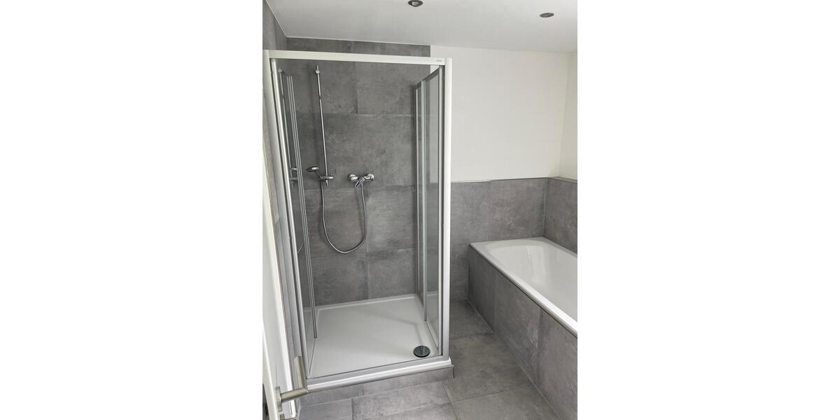 Etagenwohnung Schwandorf - 4 Zimmer, 92 m&sup2;, 950&euro; | Angebot:26459621