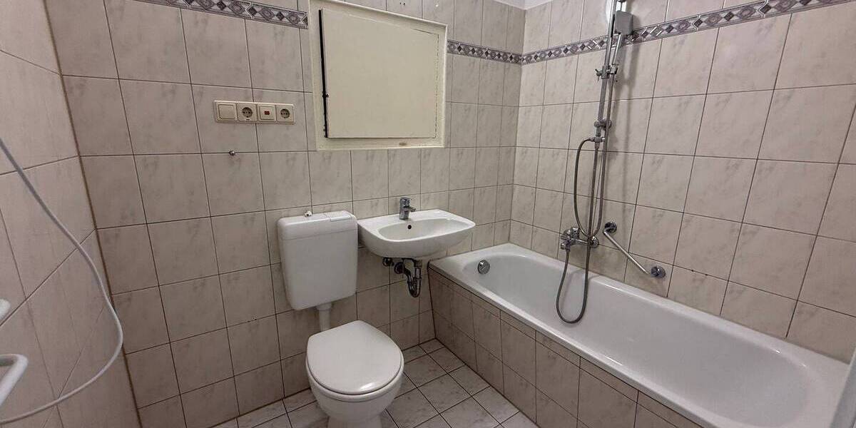 Etagenwohnung Chemnitz Kappel - 4 Zimmer, 90 m&sup2;, 450&euro; | Angebot:26751468