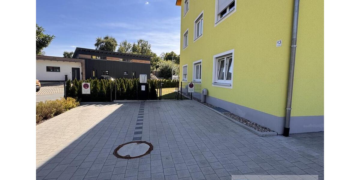 Etagenwohnung Neusorg - 3 Zimmer, 114 m&sup2;, 1.085&euro; | Angebot:21198005