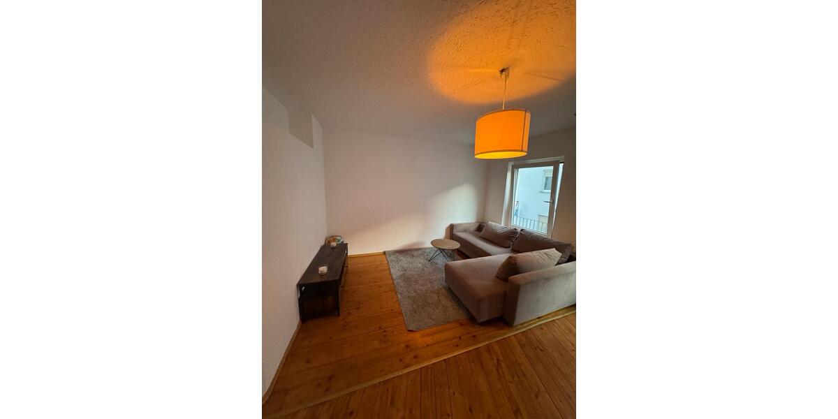 Großes 30 m² Wohnzimmer als Privatzimmer in Augsburg 2 zimmer