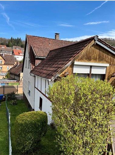 Mehrfamilienhaus, Wohnhaus Delligsen - 8 Zimmer, 200 m&sup2;, 1.200&euro; | Angebot:26235033