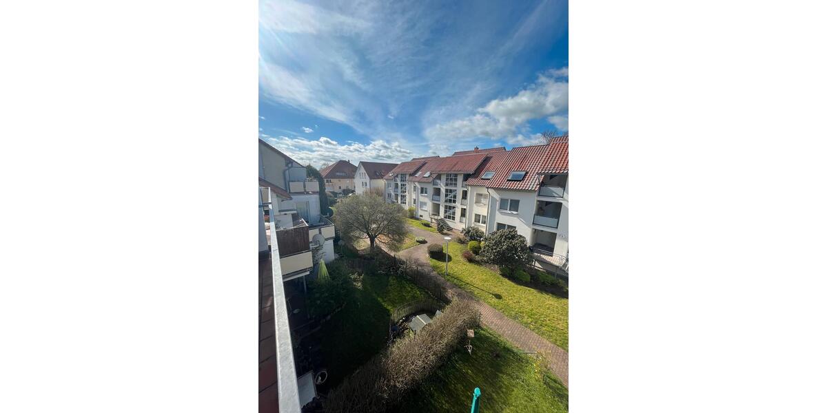 Ab sofort! * Schicke 3-Raumwohnung im DG mit großen Balkon * 3 zimmer