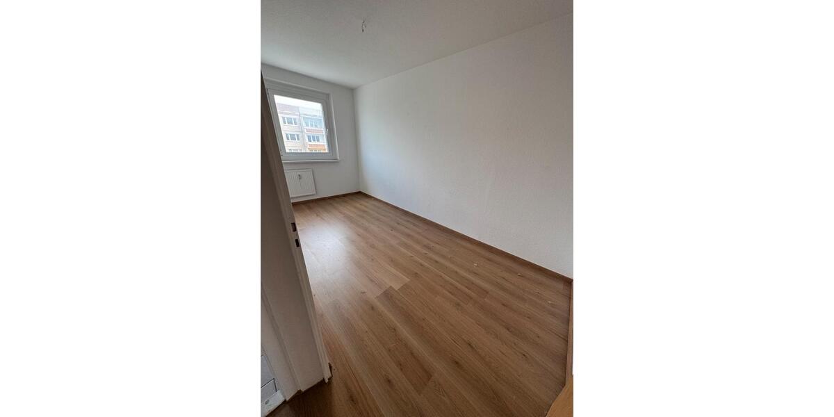 Etagenwohnung Hettstedt - 3 Zimmer, 61 m&sup2;, 300&euro; | Angebot:26355965