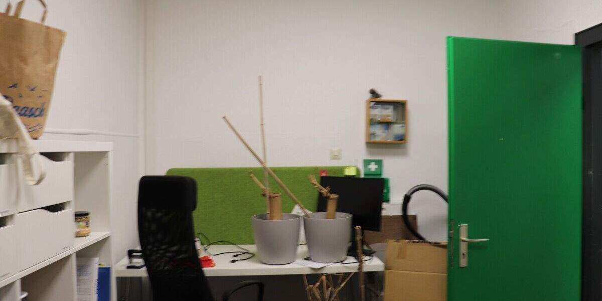 Gewerbeobjekt Kiel Ravensberg - 4 Zimmer, 3.800&euro; | Angebot:23935850