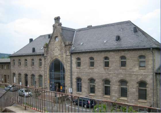 Etagenwohnung Suhl - 1 Zimmer, 39 m&sup2;, 200&euro; | Angebot:21328256