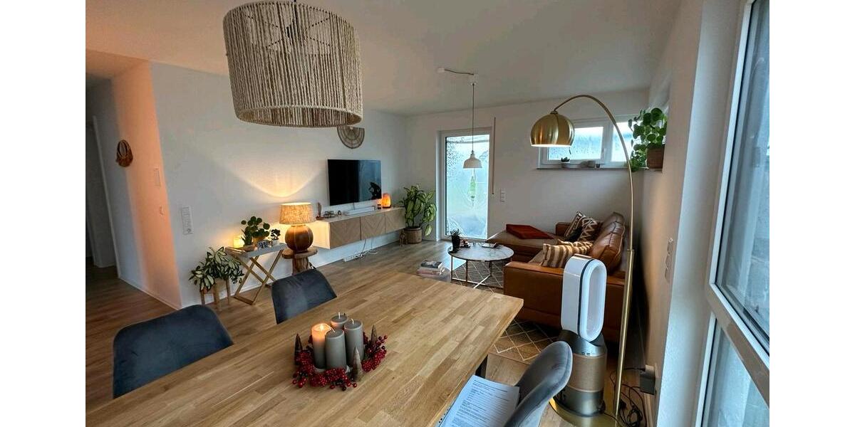 Etagenwohnung Gschwend - 4 Zimmer, 105 m&sup2;, 1.100&euro; | Angebot:26431384