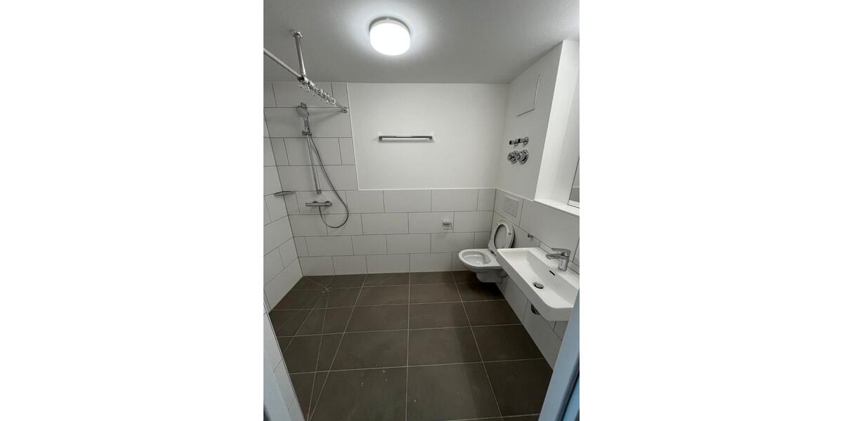 Etagenwohnung Regensburg Brandlberg - 1 Zimmer, 25 m&sup2;, 660&euro; | Angebot:26329458
