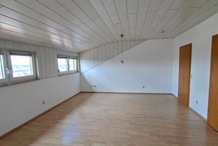 Wohnung Sinsheim - 3 Zimmer, 77 m&sup2;, 720&euro; | Angebot:26166083