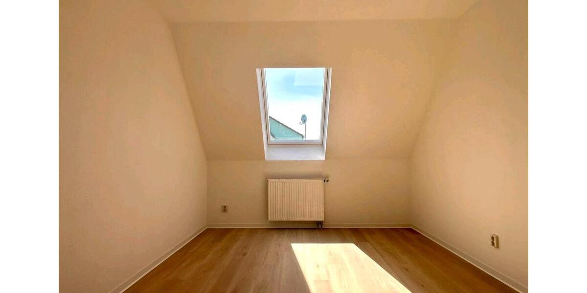 Dachgeschoßwohnung Zehdenick - 3 Zimmer, 65 m&sup2;, 647&euro; | Angebot:26531337