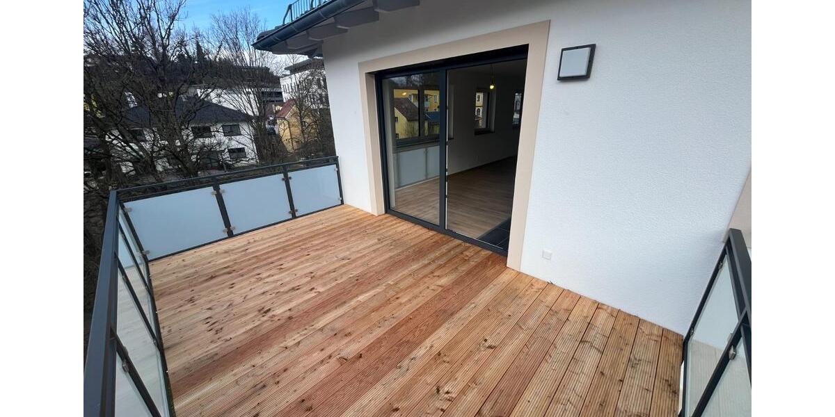 Geräumige 3-Zimmer-Wohnung mit großem Balkon, Einbauküche und Tiefgaragenstellplatz (Whg 11) 3 zimmer