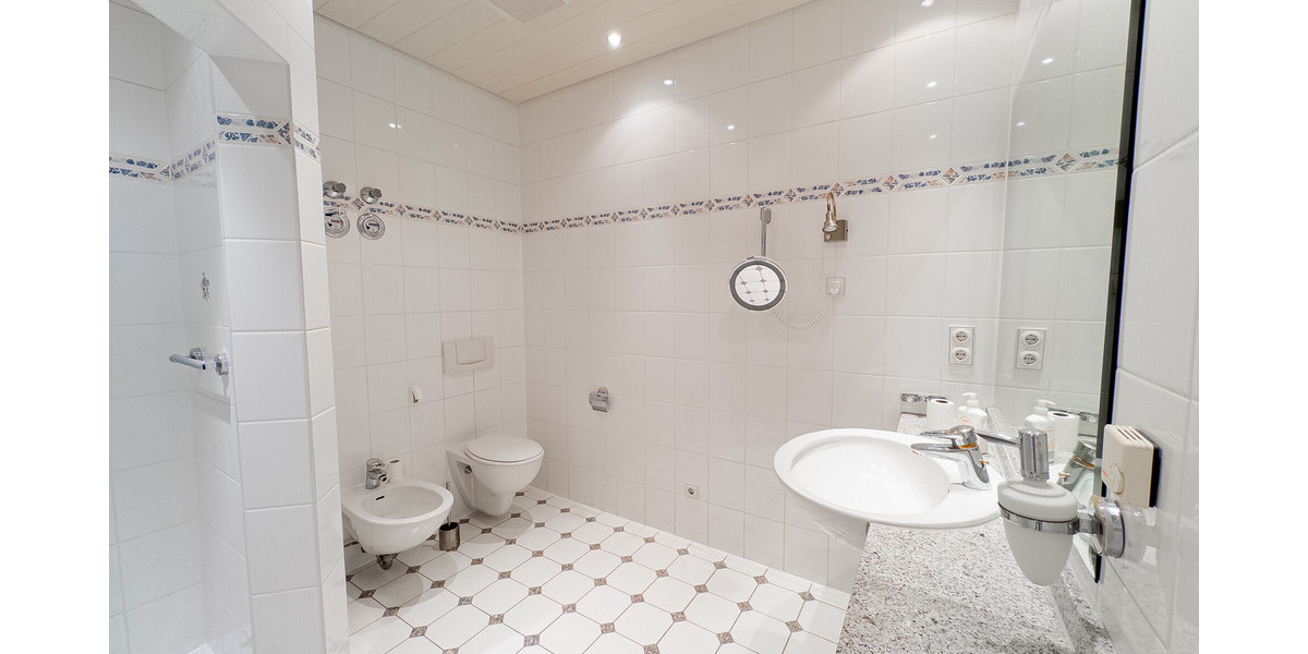 Wohnung mit Panoramablick auf den Rhein - Erdgeschoßwohnung Königswinter | Angebot:24427721