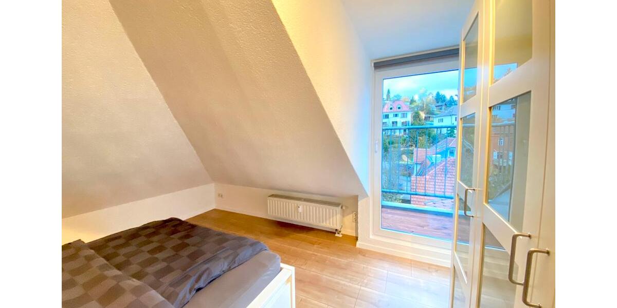Dachgeschoßwohnung Esslingen am Neckar - 2 Zimmer, 41 m&sup2;, 1.050&euro; | Angebot:24256971
