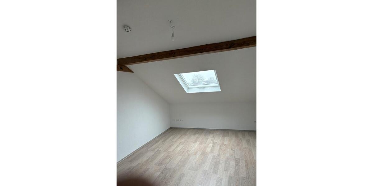 Dachgeschoßwohnung Bad Saulgau - 2 Zimmer, 72 m&sup2;, 700&euro; | Angebot:26574172