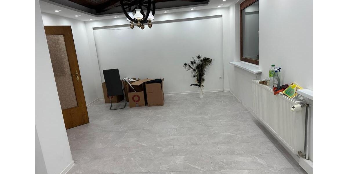 Maisonettenwohnung Duisburg Duisburg-Mitte - 7 Zimmer, 132 m&sup2;, 1.700&euro; | Angebot:25413179