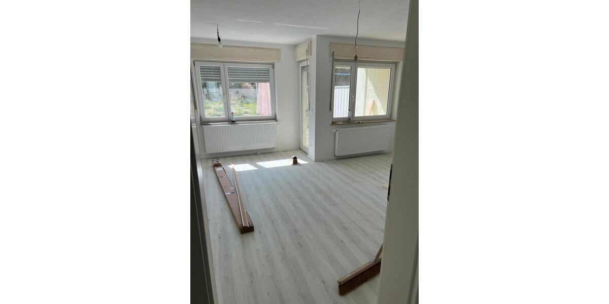 Reihenhaus Tuttlingen - 5 Zimmer, 120 m&sup2;, 1.400&euro; | Angebot:26211753
