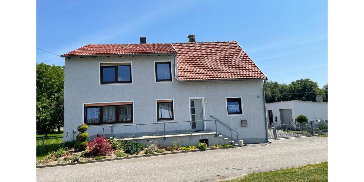 Einfamilienhaus Neustadt an der Donau - 3 Zimmer, 180 m&sup2;, 1.100&euro; | Angebot:26395377