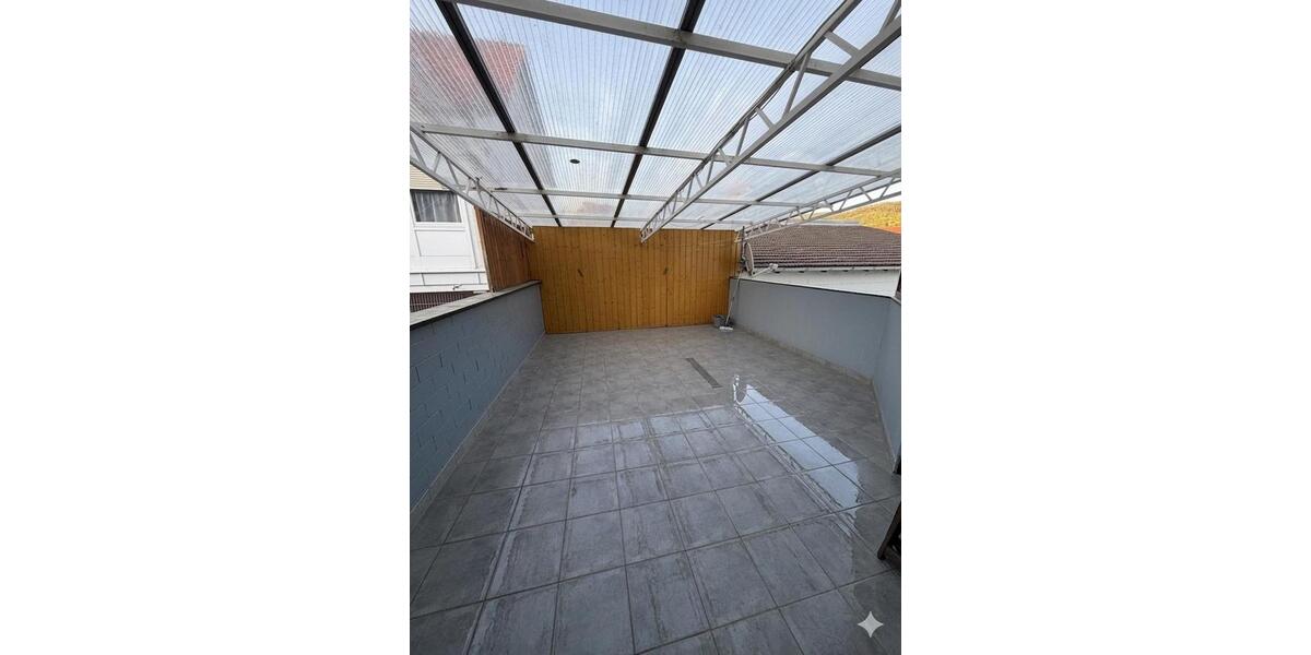 Etagenwohnung Gernsbach - 5 Zimmer, 145 m&sup2;, 1.740&euro; | Angebot:26235948