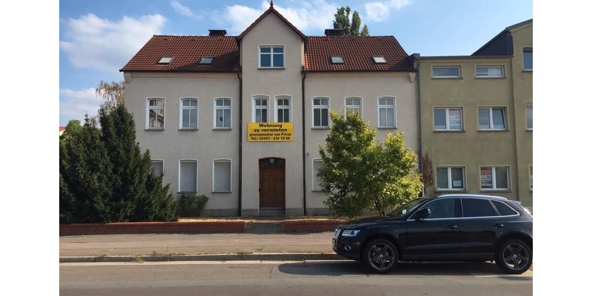 Erdgeschoßwohnung Bitterfeld-Wolfen Bitterfeld - 5 Zimmer, 125 m&sup2;, 1.000&euro; | Angebot:26419946