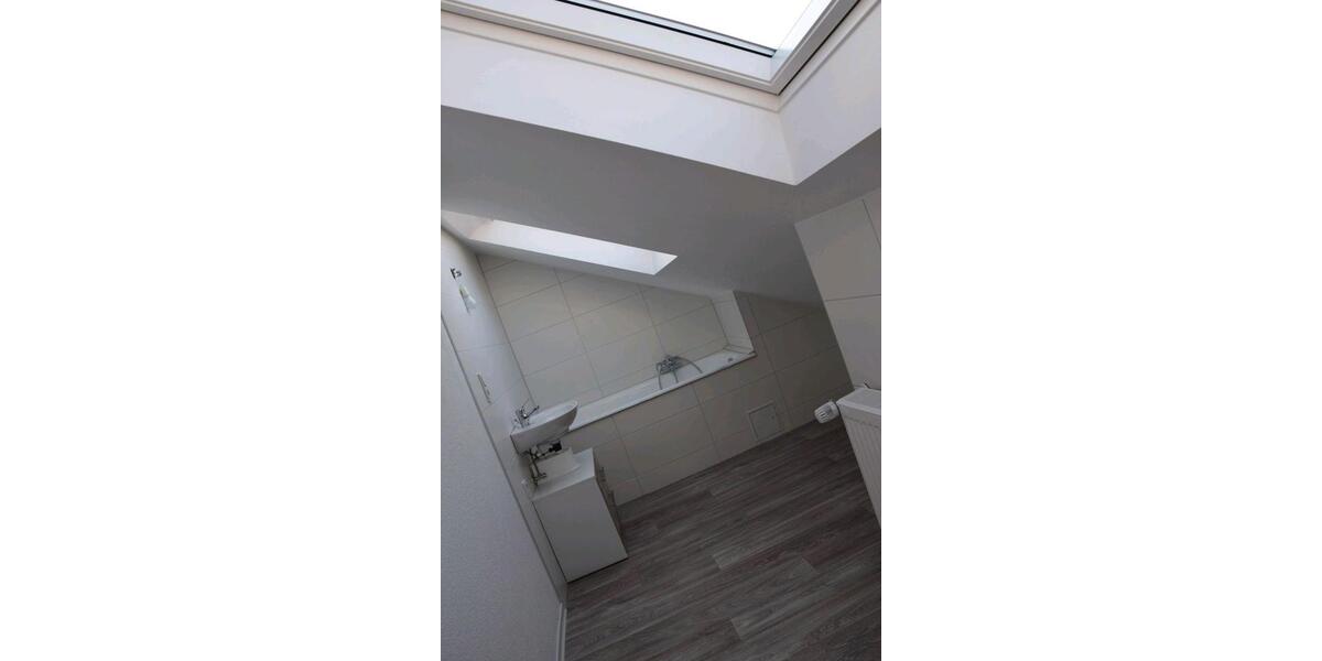 Dachgeschoßwohnung Seeheim-Jugenheim Jugenheim - 2 Zimmer, 68 m&sup2;, 800&euro; | Angebot:26547131