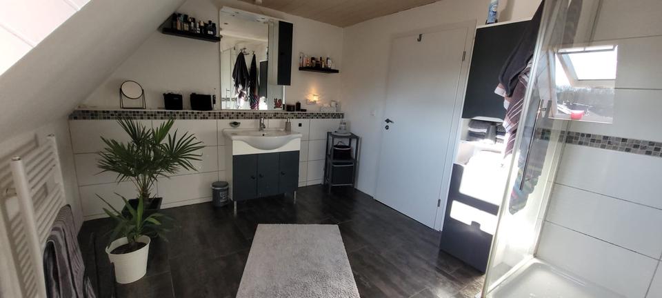 Dachgeschoßwohnung Marl Alt-Marl - 3 Zimmer, 78 m&sup2;, 850&euro; | Angebot:26580754