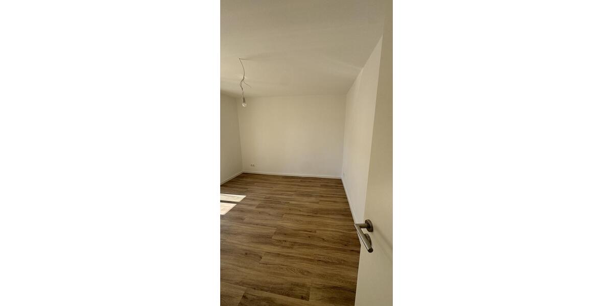 Etagenwohnung Straubing - 3 Zimmer, 68 m&sup2;, 1.000&euro; | Angebot:26287896