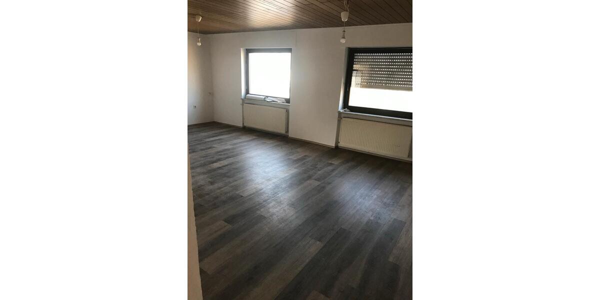 Etagenwohnung Ensdorf - 3 Zimmer, 89 m&sup2;, 770&euro; | Angebot:24739490