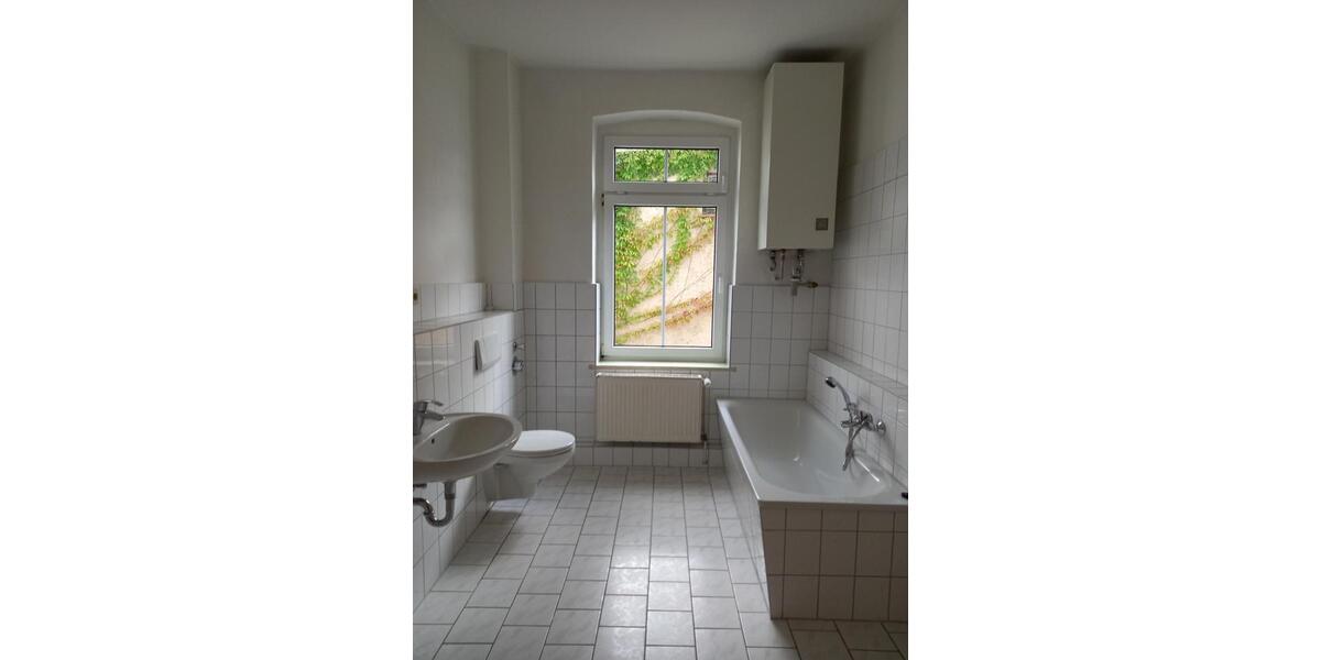 Etagenwohnung Neustrelitz - 3 Zimmer, 78 m&sup2;, 505&euro; | Angebot:26649639